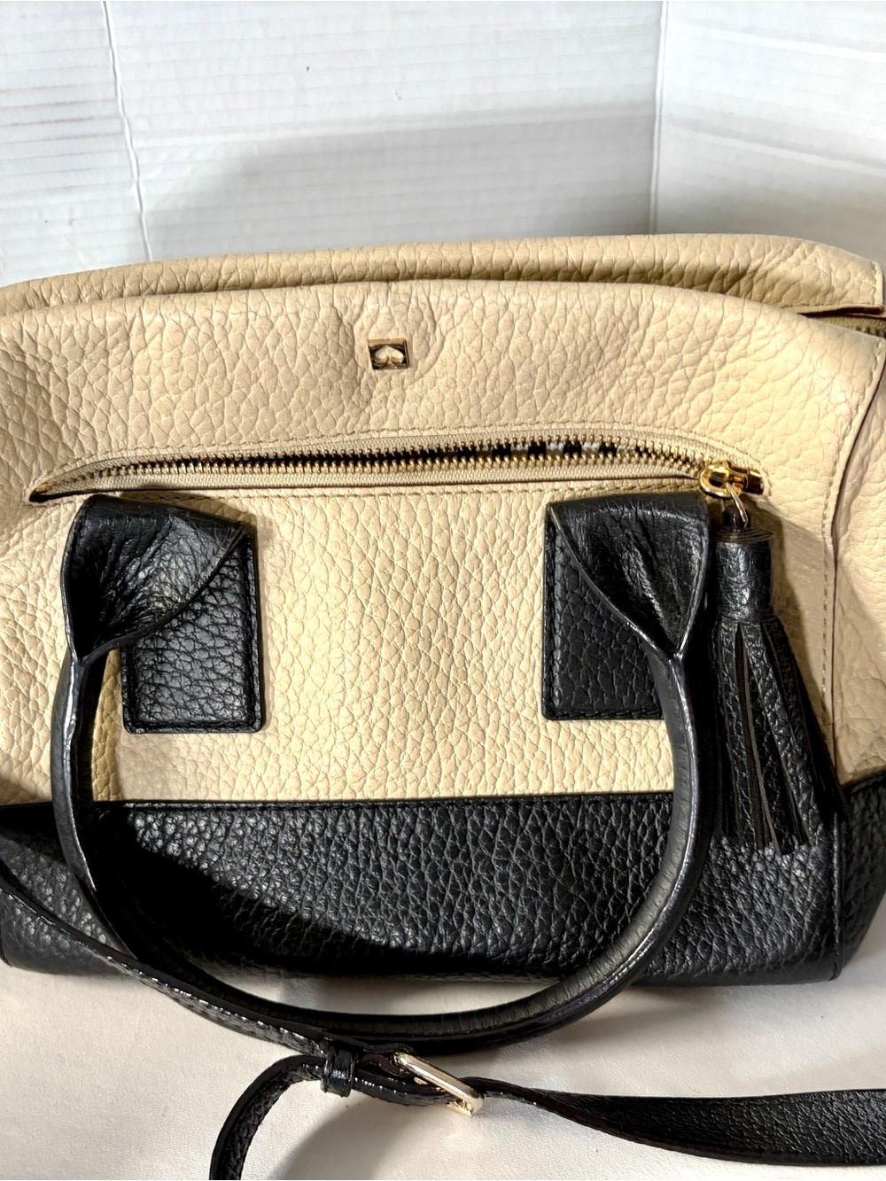 kate spade South port Avenue Alyssa Black and Cream Pebbled Leather Satchel M